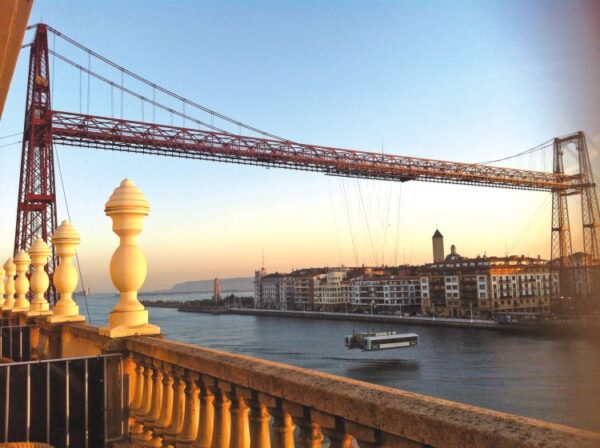 Gran Hotel Puente Colgante