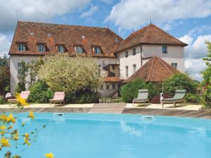 Hostellerie de la Tour d'Auxois Hostellerie de la Tour d'Auxois