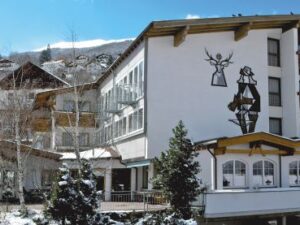 Hotel Alpina Resort