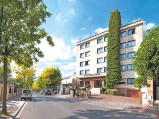 Hotel Qualys Rueil - La Défense