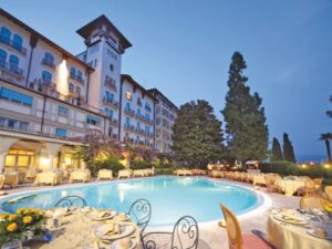 Hotel Savoy Palace