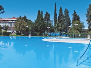 Salinera Resort